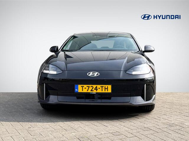 Hyundai IONIQ 6 Connect 77.4 kWh | Vehicle-To-Load | Head-Up Display | Stuur- + Stoelverarming | Camera | Adapt. Cruise Control | Apple Carplay/Android Auto | Rijklaarprijs!