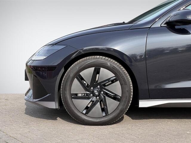 Hyundai IONIQ 6 Connect 77.4 kWh | Vehicle-To-Load | Head-Up Display | Stuur- + Stoelverarming | Camera | Adapt. Cruise Control | Apple Carplay/Android Auto | Rijklaarprijs!