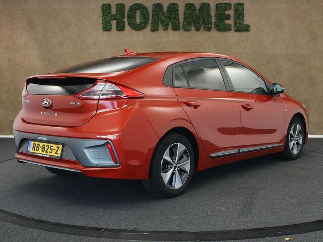 Hyundai IONIQ Comfort EV - ORIGINEEL NEDERLANDSE AUTO - SOH 100%!! - ACHTERUITRIJ CAMERA - NAVIGATIE - PARKEERSENSOREN ACHTER - ADAPTIVE CRUISE CONTROL - KEYLESS ENTRY & START