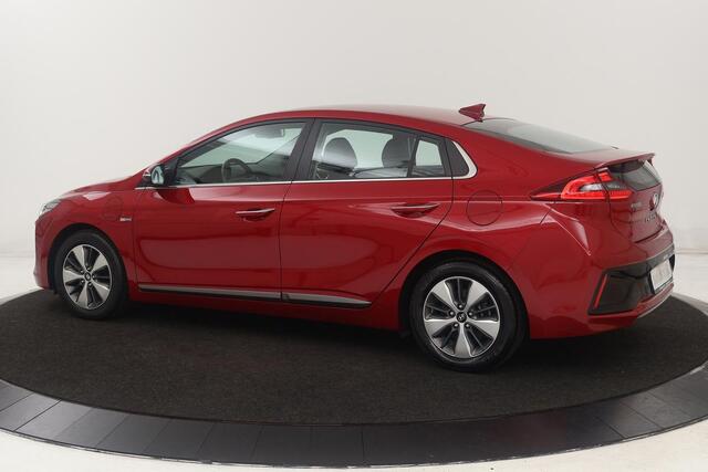 Hyundai IONIQ 1.6 GDI PHEV | Stoel & stuurverwarming | Adaptive cruise | Full LED | Camera | Carplay | Navigatie | Keyless | Climate control