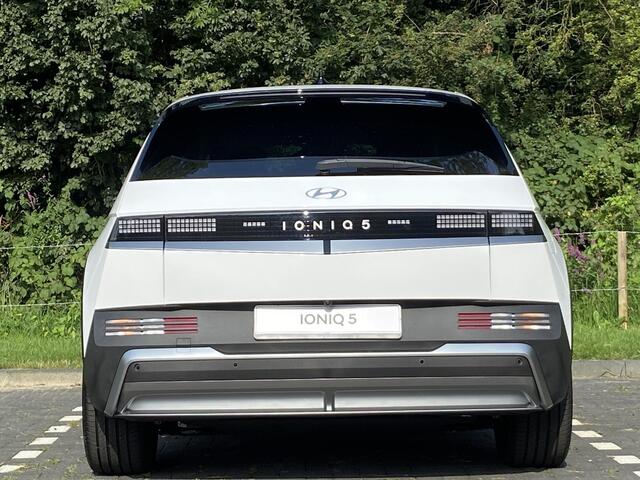 Hyundai IONIQ 5 Connect+ 84 kWh | ¤5840 KORTING | 84 KWH ACCUPAKKET | STOEL/-STUUR VERWARMING | WARMTEPOMP |