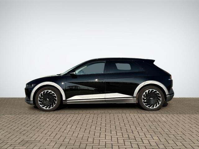 Hyundai IONIQ 5 Lounge AWD 77.4 kWh Vision Panoramadak | Digitale Buitenspiegels(DSM) | Lounge Stoelen | Head-Up Display | BOSE Audio | Vol-Leder | 360° Camera | 20'' Velgen | Rijklaarprijs!