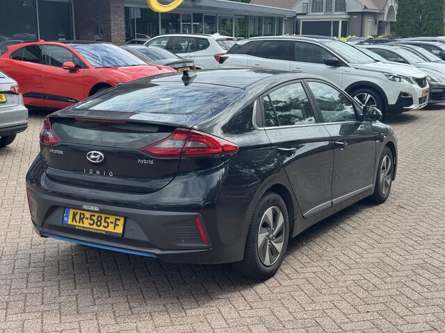 Hyundai IONIQ 1.6 GDi Comfort / Camera / Navigatie / Keyless / 15'' / DAB / Cruise Control