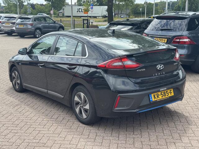 Hyundai IONIQ 1.6 GDi Comfort / Camera / Navigatie / Keyless / 15'' / DAB / Cruise Control