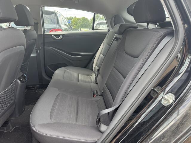Hyundai IONIQ 1.6 GDi Comfort / Camera / Navigatie / Keyless / 15'' / DAB / Cruise Control