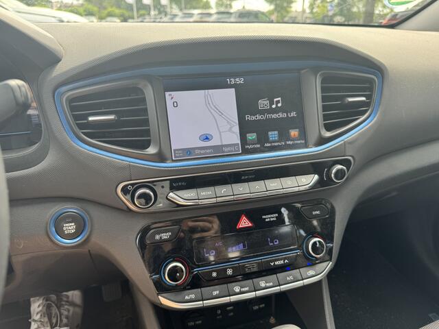 Hyundai IONIQ 1.6 GDi Comfort / Camera / Navigatie / Keyless / 15'' / DAB / Cruise Control