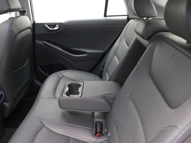 Hyundai IONIQ 1.6 GDi Premium AUTOMAAT HYBRIDE / Lederen bekleding / Navigatie / Stoel stoelverwarming en stoel koeling voor / Adaptieve Cruise Control / Dealer onderhouden / Dealer onderhouden /