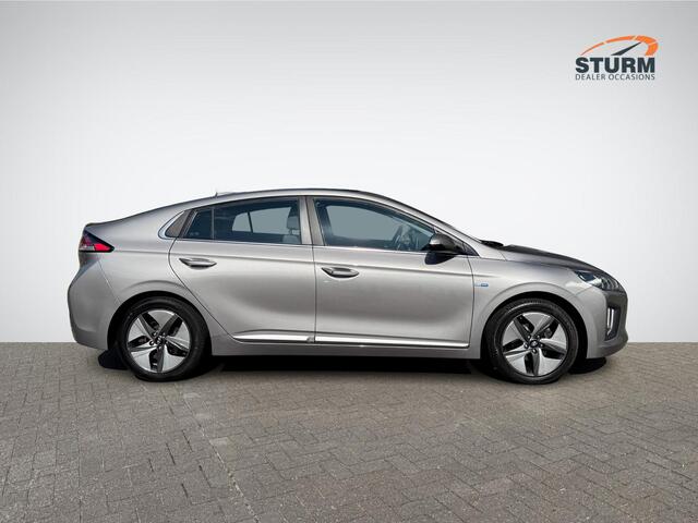 Hyundai IONIQ 1.6 GDi Comfort - Plus | Navigatie | Camera | Apple Carplay/Android Auto | Adapt. Cruise Control | Keyless Entry | Rijklaarprijs!