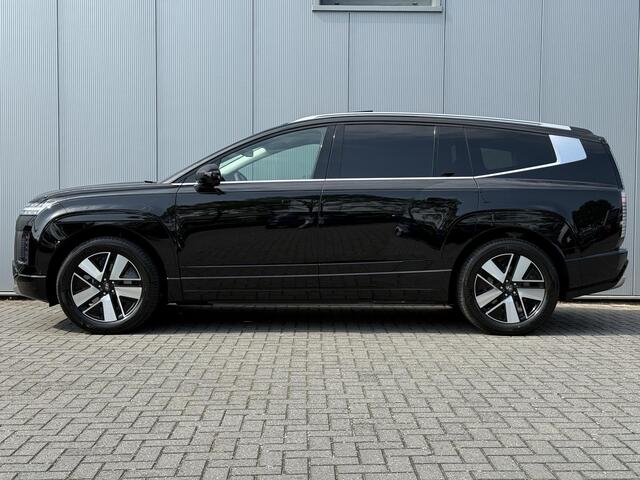 Hyundai IONIQ 9 Connect+ AWD 7p. 110.3 kWh / Nu in de Showroom! / Stoelmassage / Stoel- & Stuurverwarming / Stoelverkoeling Voor + Achter / Schuif- & Kanteldak / 360 Camera /