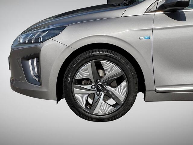 Hyundai IONIQ 1.6 GDi Comfort - Plus | Navigatie | Camera | Apple Carplay/Android Auto | Adapt. Cruise Control | Keyless Entry | Rijklaarprijs!