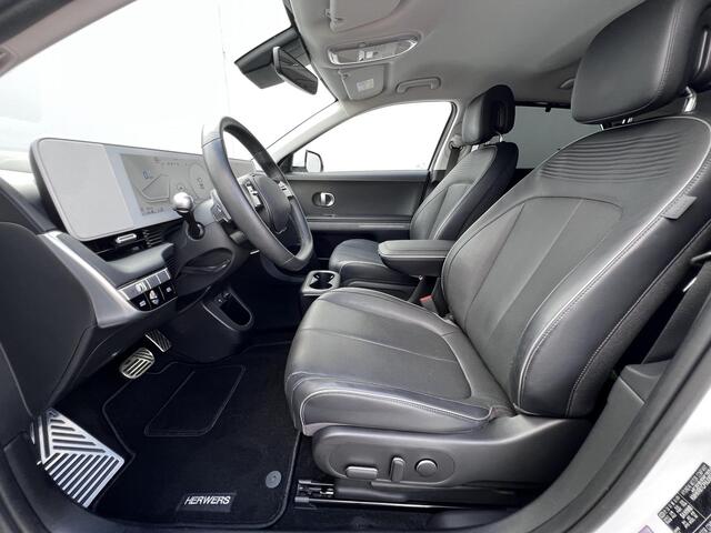 Hyundai IONIQ 5 Lounge AWD 73kWh / Dealer onderhouden / Solar dak / LAGE KM Stand / WLTP 430 km / 1.600 kg Trekgewicht / Adapt. CC / Apple Carplay Android Auto /