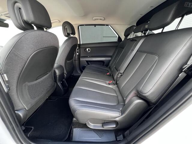 Hyundai IONIQ 5 Lounge AWD 73kWh / Dealer onderhouden / Solar dak / LAGE KM Stand / WLTP 430 km / 1.600 kg Trekgewicht / Adapt. CC / Apple Carplay Android Auto /