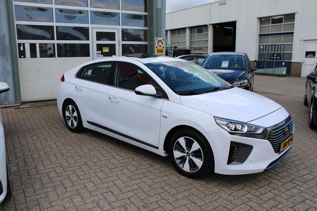 Hyundai IONIQ 1.6 GDi PHEV Premium
