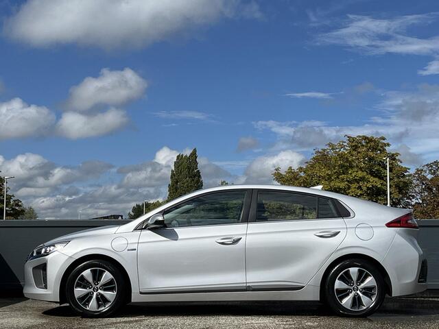 Hyundai IONIQ 1.6 GDi PHEV Premium | Adaptieve cruisecontrol | Bi-Xenon koplampen | Full map navigatiesysteem & Multimedia Apple Carplay & Android Auto |