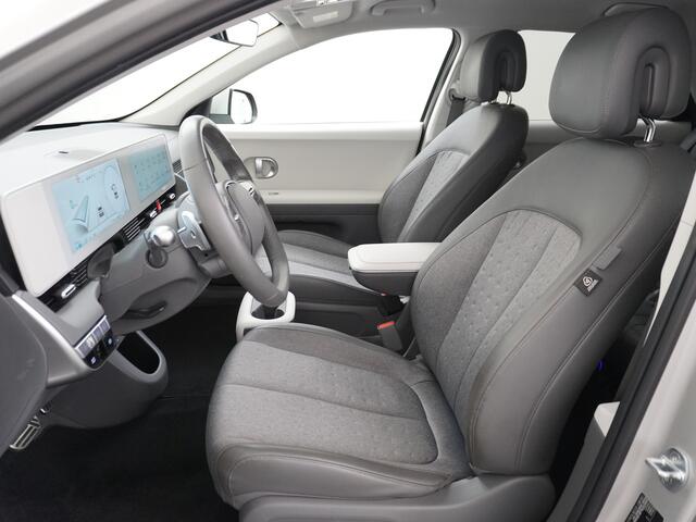 Hyundai IONIQ 5 Connect 58kWh Trekhaak Warmtepomp Apple Carplay Android Auto Adap.Cruise Navi Ecc Camera Pdc Stoel+Stuurverwarming Bluelink DAB Elek.Achterklep 1e Eigenaar Origineel Nederlandse Auto