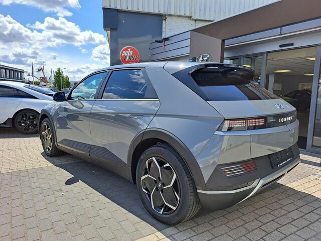 Hyundai IONIQ 77 kWh Style | Long range | adaptieve cruise control | Navigatie