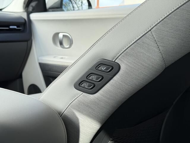 Hyundai IONIQ 5 Lounge 73kWh / NL Auto / Wit Leder / Dashcam Voor + Achter / Stoelverkoeling / Stuurverwarming / Stoelverwarming Voor + Achter /