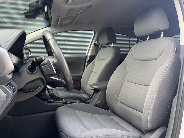 Hyundai IONIQ 1.6 GDi 141PK Automaat Premium | Geïntegreerde navigatiesysteem | Adaptieve cruisecontrol | Elektrisch verstelb. bestuurdersstoel met geheugen | Hybride | Dode hoek detectie |