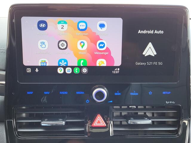 Hyundai IONIQ Premium EV 38 kWh Automaat / Dealer Onderhouden / All season banden / Camera / Infinity Audio / Navigatie / Android Auto / Apple Carplay / Stuur-, achterbank-, en voorstoelverwarming / geventileerde voorstoelen /