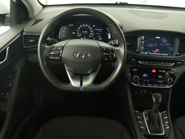 Hyundai IONIQ 1.6 GDI Comfort | Adaptive cruise | Camera | Keyless | Carplay | Navigatie | Infinity Sound | Parkeerhulp | Climate control | Bluetooth | Hybrid