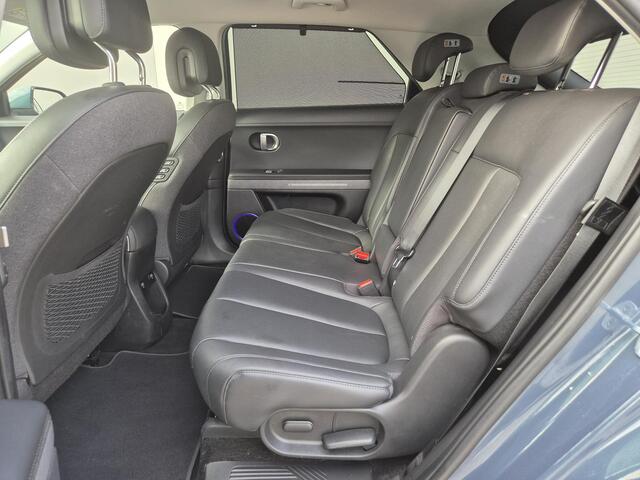 Hyundai IONIQ 5 Lounge AWD 73kWh 306pk Automaat / Solar Dak / Apple Carplay Android Auto / Accu SOH 100% / HUD / Trekgewicht 1600 Kg / Stuur-, Stoel En Achterbankverwarming / Elektrische achterklep / Stoelventilatie / Adaptief CC /