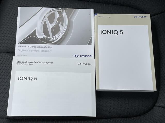 Hyundai IONIQ 5 Lounge AWD 77.4 kWh / Apple carplay/Android auto / Cruise control adaptief / Voorstoelen verwarmd/geventileerd / Head-up display / Navigatie / Achteruitrijcamera
