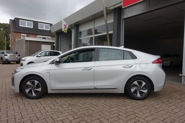 Hyundai IONIQ 1.6 GDI COMFORT TREKHAAK 1E EIGENAAR (All in prijs)