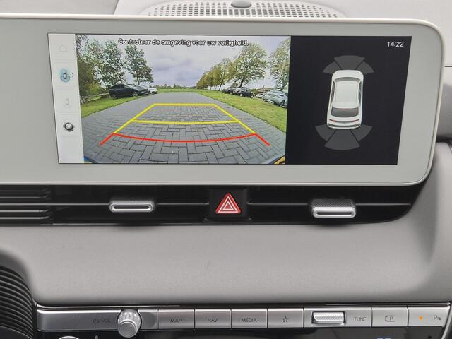 Hyundai IONIQ 5 Connect+ AWD 77.4 kWh Automaat / HUD / Stuur-, en Stoelverwarming / Allseason beanden / Trekgewicht 1600 Kg / Elektrische achterklep / Bose Audio Systeem / Apple Carplay Android Auto / Navigatie / Achteruitrijcamera /