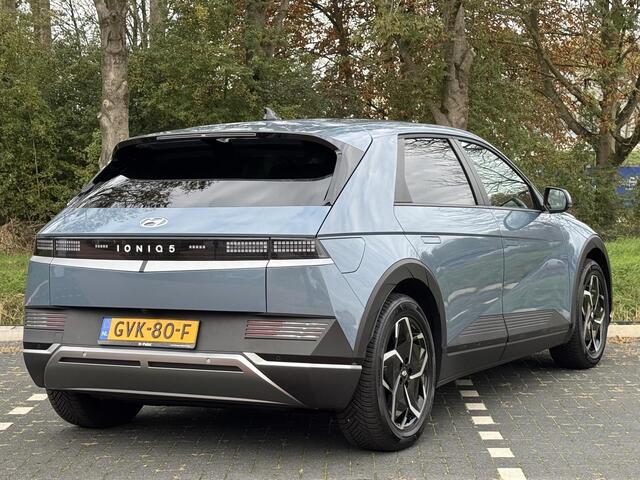 Hyundai IONIQ 5 Connect+ 77.4 kWh | Lederen bekleding | Warmtepomp & V2L | Geïntegreerde navigatie | Apple Carplay & Android Auto | Adaptieve Cruisecontrol | Camera | Warmtepomp | Stoel/-Stuur verwarming |