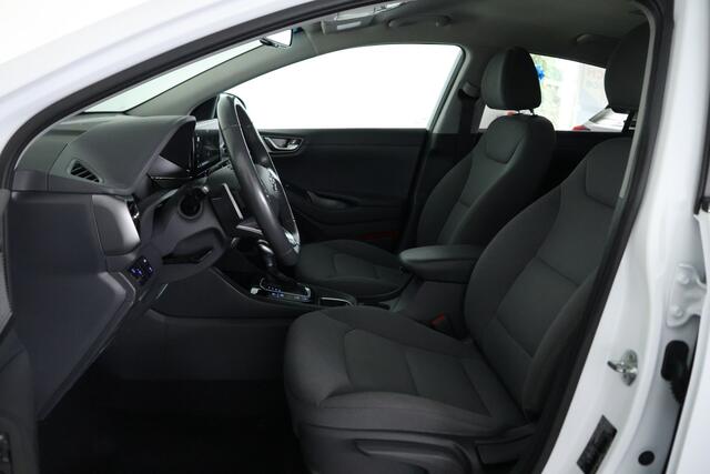 Hyundai IONIQ 1.6 GDi Premium Sky / LED / Navi / CarPlay / Cam / DAB