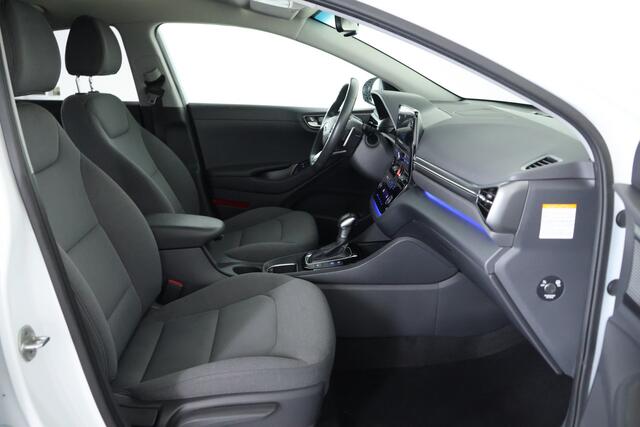 Hyundai IONIQ 1.6 GDi Premium Sky / LED / Navi / CarPlay / Cam / DAB