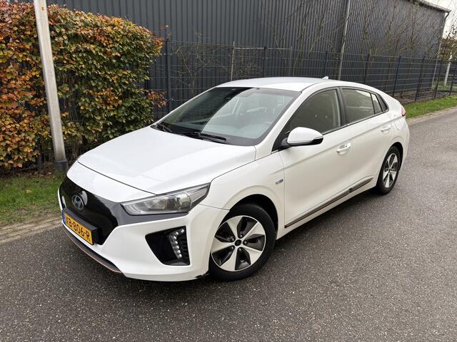 Hyundai IONIQ Comfort EV / AUTOMAAT / NAVI / INFINITY / CRUISE