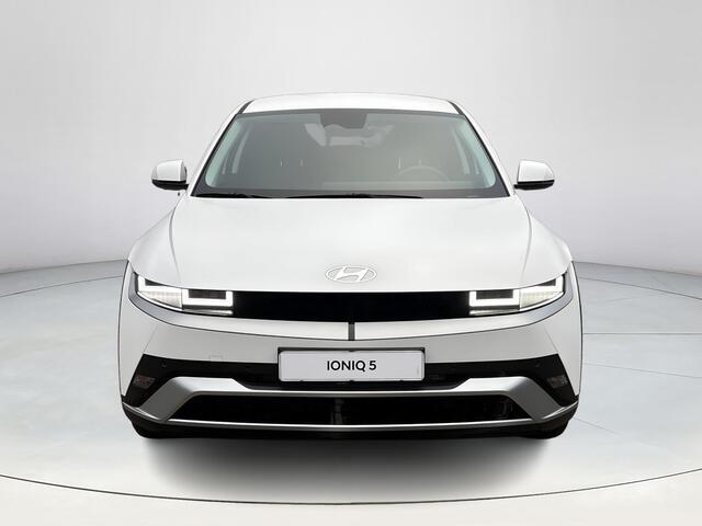 Hyundai IONIQ 5 Connect Limited 84 kWh Apple Carplay / Android Auto | Navigatie | Stoel / Stuurverwarming | Elektrische Kofferklep | Camera | LED-Verlichting | Uit voorraad Leverbaar |