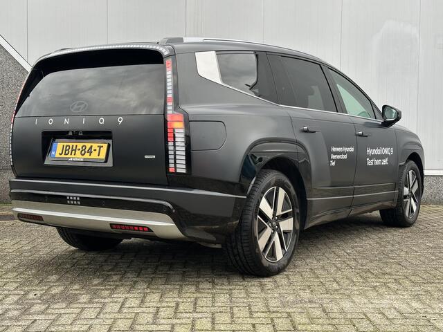 Hyundai IONIQ 9 Connect+ AWD 7p. 110.3 kWh / Stoelmassage / Stoel- & Stuurverwarming / Stoelverkoeling Voor + Achter / glazen Schuif- & Kanteldak / 360 Camera /