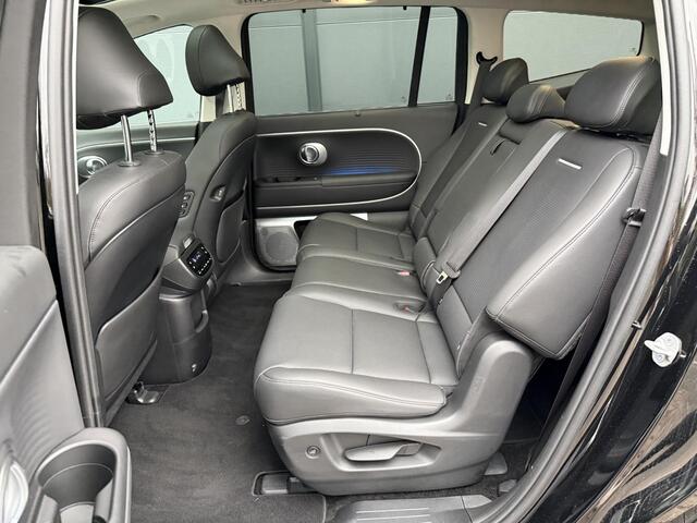 Hyundai IONIQ 9 Connect+ AWD 7p. 110.3 kWh / Stoelmassage / Stoel- & Stuurverwarming / Stoelverkoeling Voor + Achter / glazen Schuif- & Kanteldak / 360 Camera /