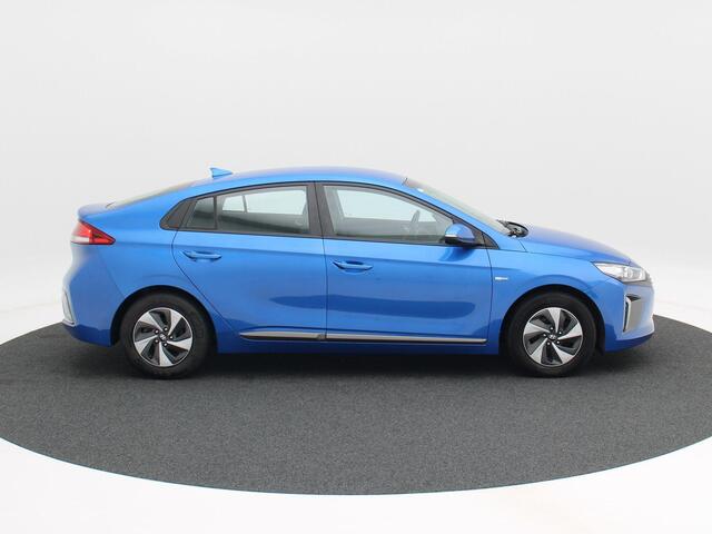 Hyundai IONIQ 1.6 GDi i-Motion 141 Pk | LED | Adaptive Cruise | Achteruitrijcamera | Climate Control | Bluetooth | 15 Inch | 58.303 Km!!