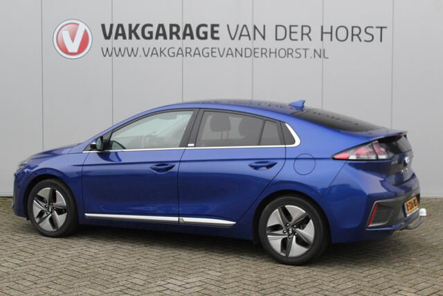 Hyundai IONIQ 1.6 GDi Hybrid Premium - Plus Uiterst nette auto Navigatie, Cruise Control, Climate Control, Trekhaak