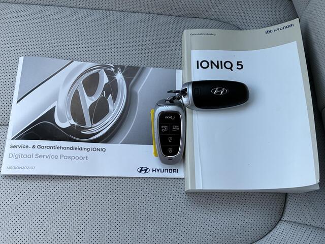 Hyundai IONIQ 5 Connect+ 73kWh / SOH 100% / Trekgewicht 1600KG / Head-up display / Adaptieve Cruise Control / Stoel-/Stuurverwaming / Apple Carplay/Android Auto / Bluetooth / Achteruitrijcamera / BOSE audio /