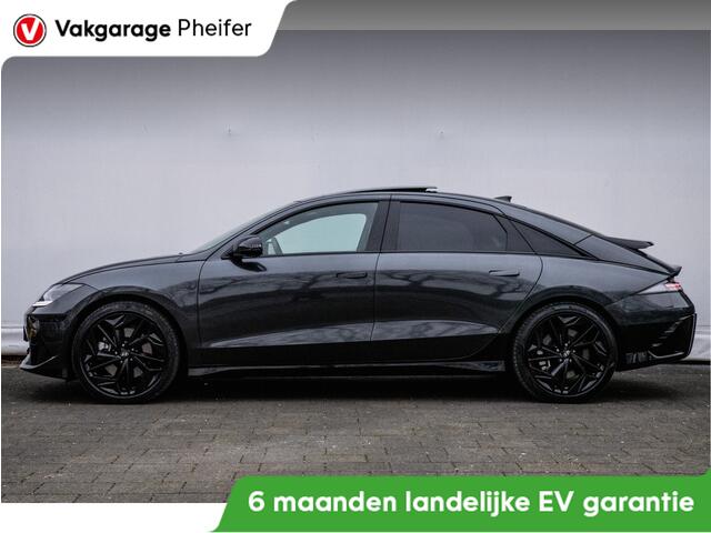 Hyundai IONIQ 6 First Edition AWD 77.4 kWh Schuifdak/ Camera/ Stoel-stuurverwarming/ Navigatie/ Carplay/ Memory/ 20" Lmv