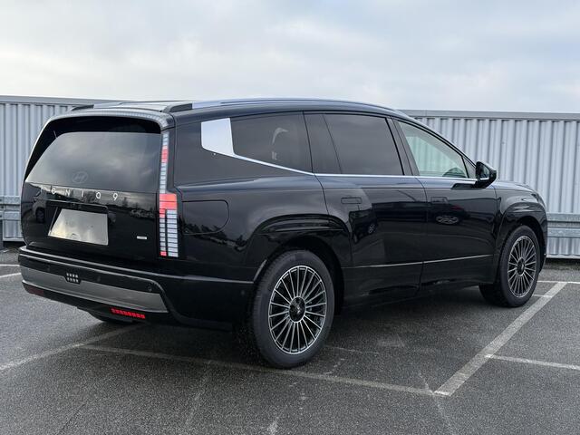 Hyundai IONIQ 9 Lounge AWD 7p. 110.3 kWh / Demo voordeel ¤8570,- Direct beschikbaar / Stoelmassage / Stoel- & Stuurverwarming / Stoelverkoeling Voor + Achter / glazen Schuif- & Kanteldak / 360 Camera /