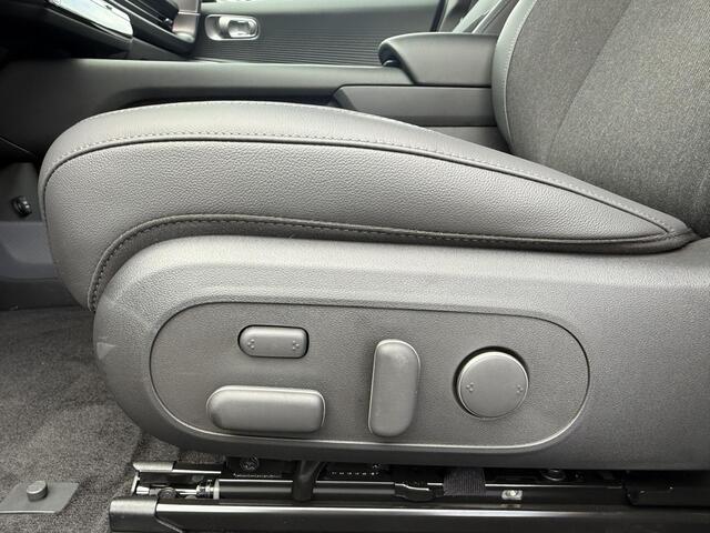 Hyundai IONIQ 6 Business 77.4 kWh Apple Carplay / Android Auto | Stoel & Stuur Verwarming | Camera | LED-Verlichting | Lichtmetaal | Elektrische Kofferklep |