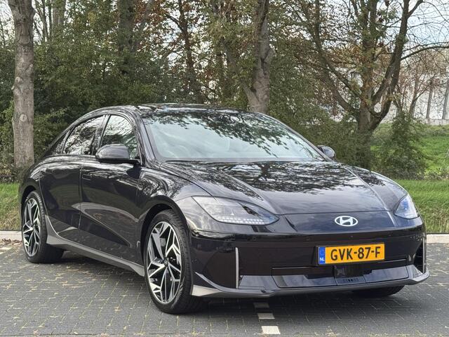 Hyundai IONIQ 6 Lounge 77.4 kWh | Lederen bekleding | Warmtepomp & V2L | Geïntegreerde navigatie | Apple Carplay & Android Auto | Adaptieve Cruisecontrol | Camera | Warmtepomp | Stoel & stuur verwarming | Premium audio BOSE |