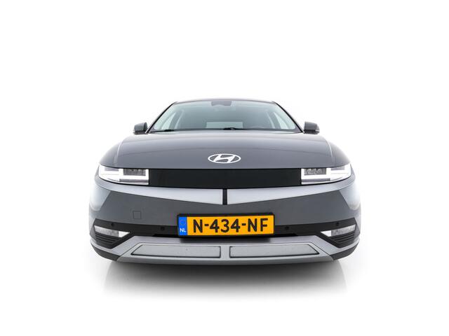 Hyundai IONIQ 5 Connect+ 73kWh [ 3-Fase ] {SOH-100%} (INCL-BTW) Aut *HEATPUMP | HEAD-UP | LEATHER | BOSE-AUDIO | FULL-LED | DIGI-COCKPIT | AMBIENT-LIGHT | DAB | SHIFT-PADDLES | HEAD-UP | NAVI-FULLMAP | KEYLESS | CAMERA | HEATED-COMFORTSEATS |