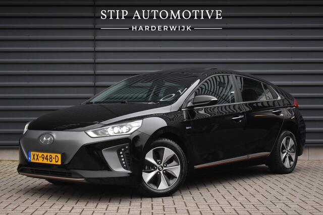 Hyundai IONIQ Premium EV | Schuif/kanteldak | Adaptive cruise control | Lederen Bekleding | Stoelverwarming V+A | Stoelventilatie |