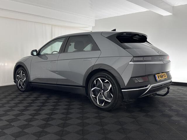 Hyundai IONIQ 5 Connect 73kWh [ 3-Fase ] {SOH-100%} (INCL-BTW) Aut *LEATHER-FABRIC | FULL-LED | DIGI-COCKPIT | AMBIENT-LIGHT | DAB | SHIFT-PADDLES | HEAD-UP | NAVI-FULLMAP | KEYLESS | CAMERA | HEATED-COMFORTSEATS | TOWBAR*