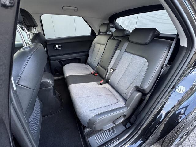 Hyundai IONIQ 5 Style 58 kWh / SOH 98,2 % / Actieradius 384KM WLTP / 3 Fasen Laden / Navigatie / Apple CarPlay & Android Auto / Cruise Control / Dealer Onderhouden / Parkeersensoren / Adaptieve Cruise Control / Privacy Glass / Achteruitrijcamera /