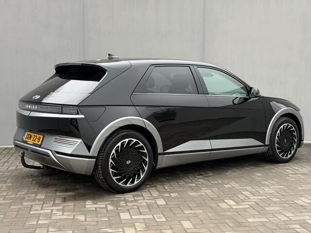 Hyundai IONIQ 5 Connect 73kWh Automaat / Afneembare Trekhaak 1600 Kg / SOH 98% / Dealer onderhouden / Fabrieksgarantie tot 12-2026 / 8 Jaar Batterij Garantie / Warmtepomp / Camera / Navigatie / Stoel en Stuurwiel Verwarming / Achterbank Verwarming / Elektr. Achterkle