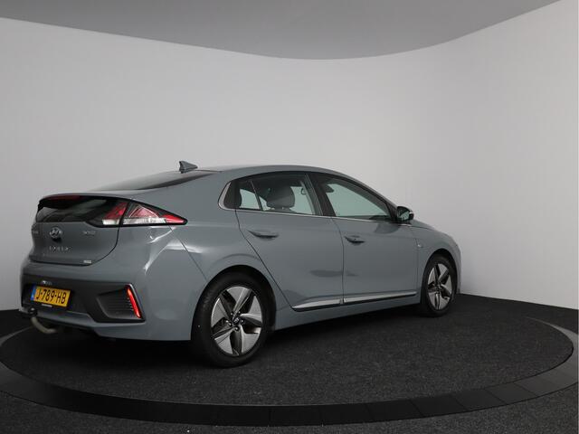 Hyundai IONIQ 1.6 GDi Comfort - Plus | Hybrid | Navigatie | Trekhaak