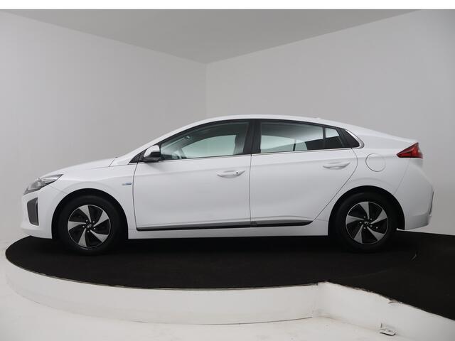 Hyundai IONIQ 1.6 GDi Comfort | Camera | Apple Carplay/Android Auto | Nederlandse auto | 1e Eigenaar |