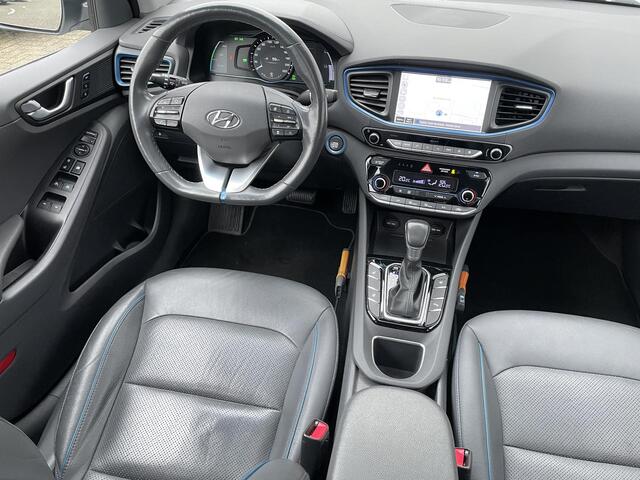 Hyundai IONIQ 1.6 GDi Premium / Lederen Interieur / Navigatie / Verwarmde Stoelen + Stuurwiel / Afn. Trekhaak / Schuif - Kanteldak / Parkeersensoren V + A / Keyless Entry / Dealer Onderhouden.